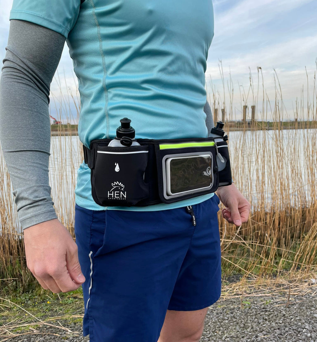 Sport heuptas met waterflessen en opbergvakken voor running